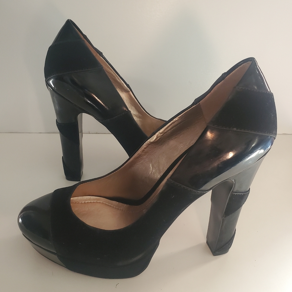 BCBGENERATION SHOES - Picture 3 of 14